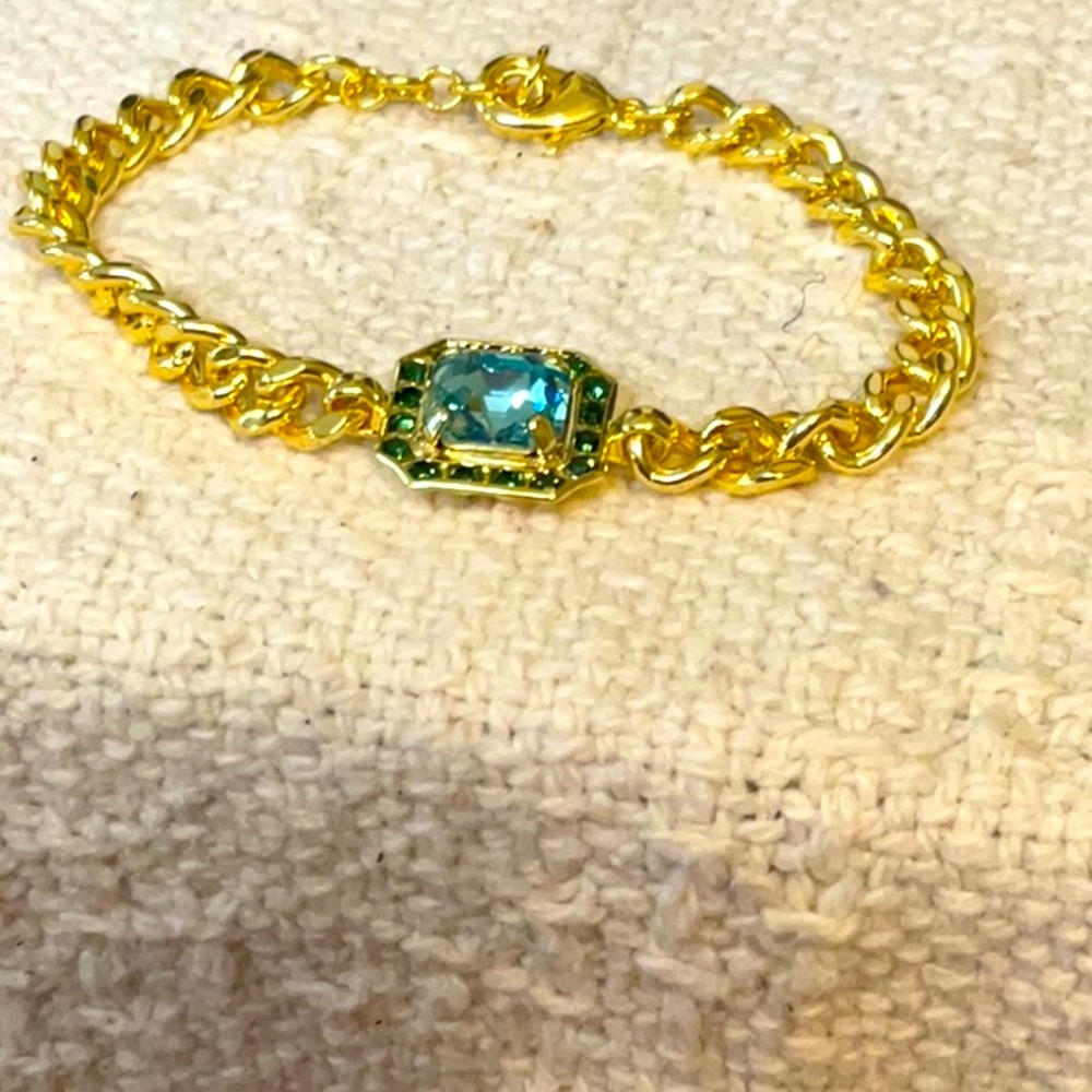 🎄sale!Sorrelli Bracelet Blue and Green Crystal-matching necklace! Bundle & save